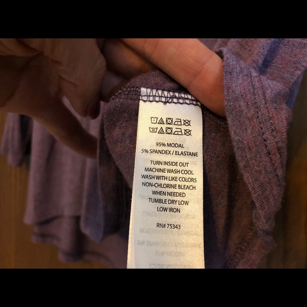 Perfect basic top - Picture 3 of 3